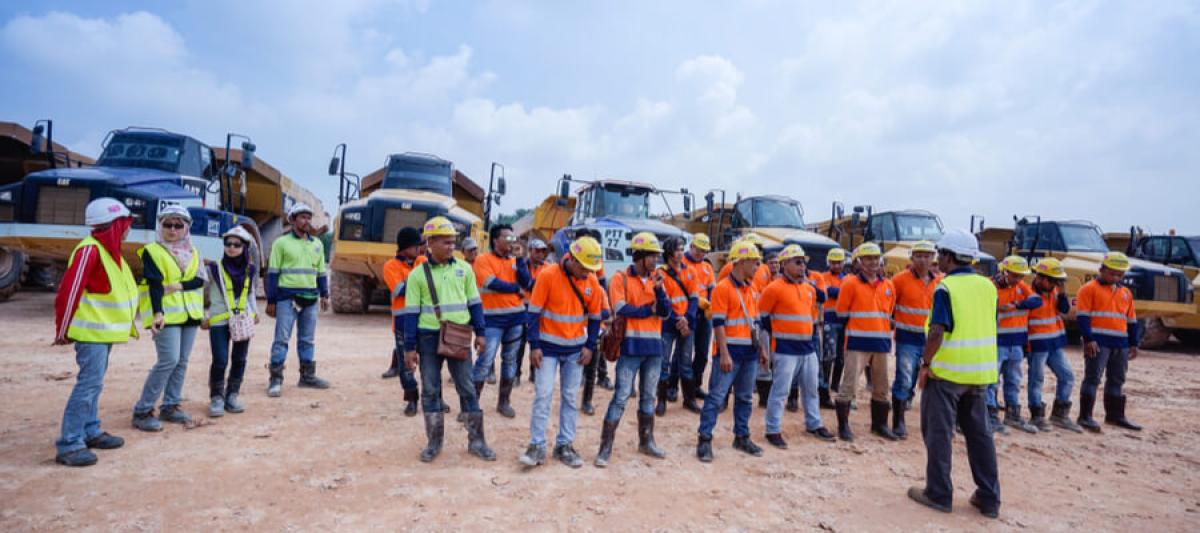 Environmental, Safety and Health training for construction workers on site